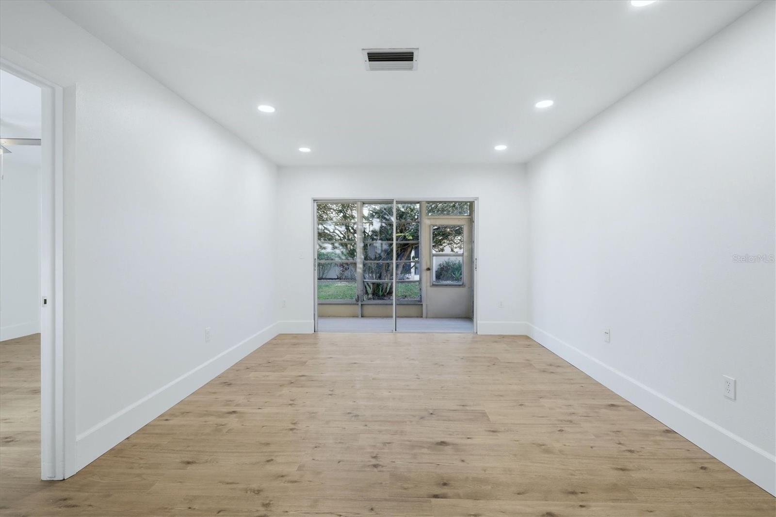 Image 13 of 38 For 3504 38th Street W