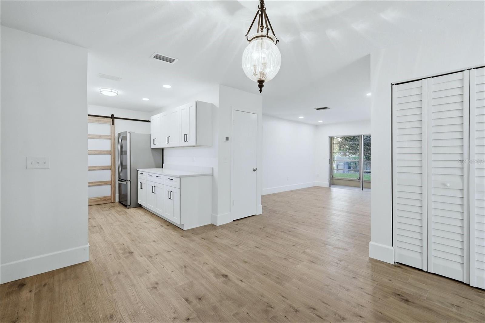 Image 15 of 38 For 3504 38th Street W