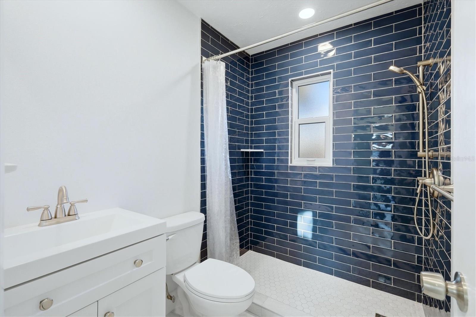 Image 25 of 38 For 3504 38th Street W