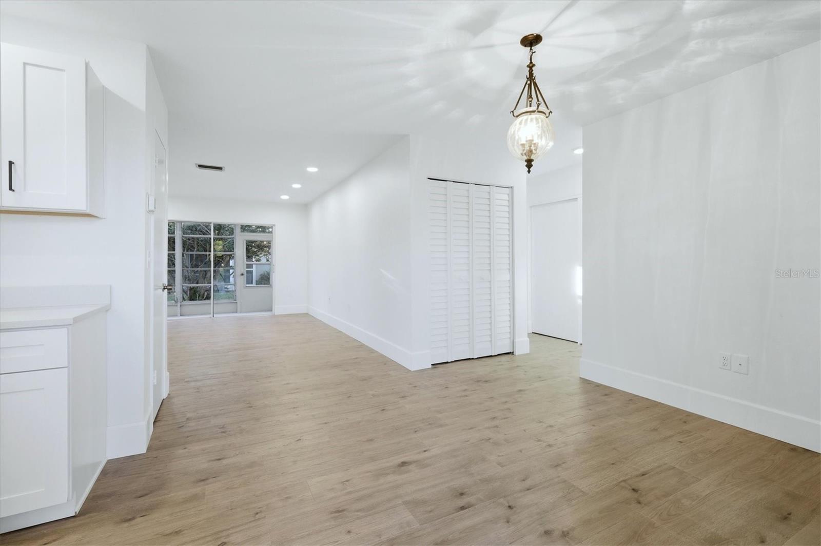 Image 6 of 38 For 3504 38th Street W