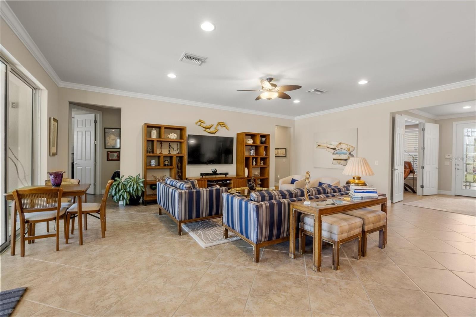 Image 11 of 66 For 6124 Abaco Drive