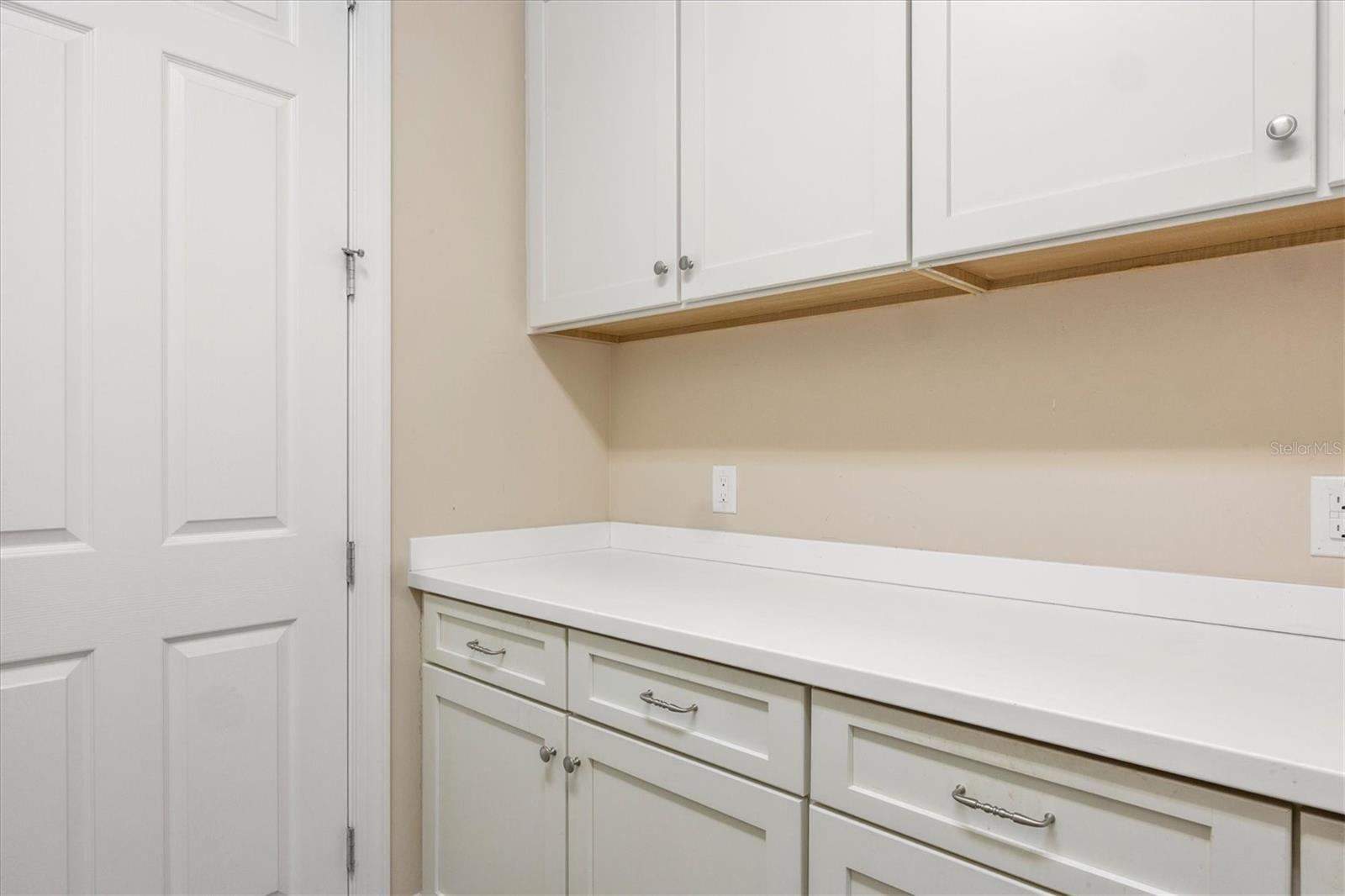 Image 32 of 66 For 6124 Abaco Drive