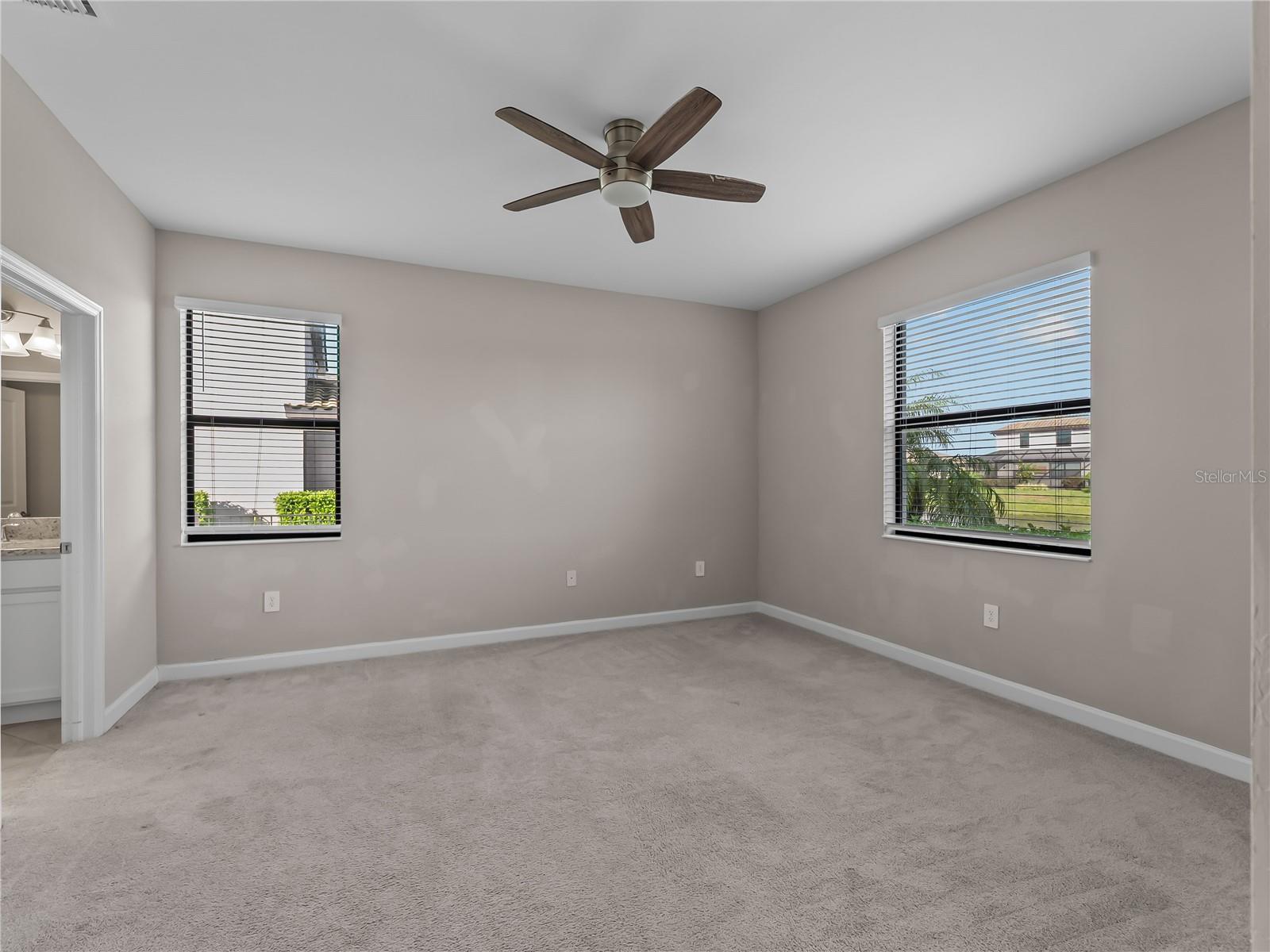 Image 28 of 72 For 15885 Islandwalk Avenue