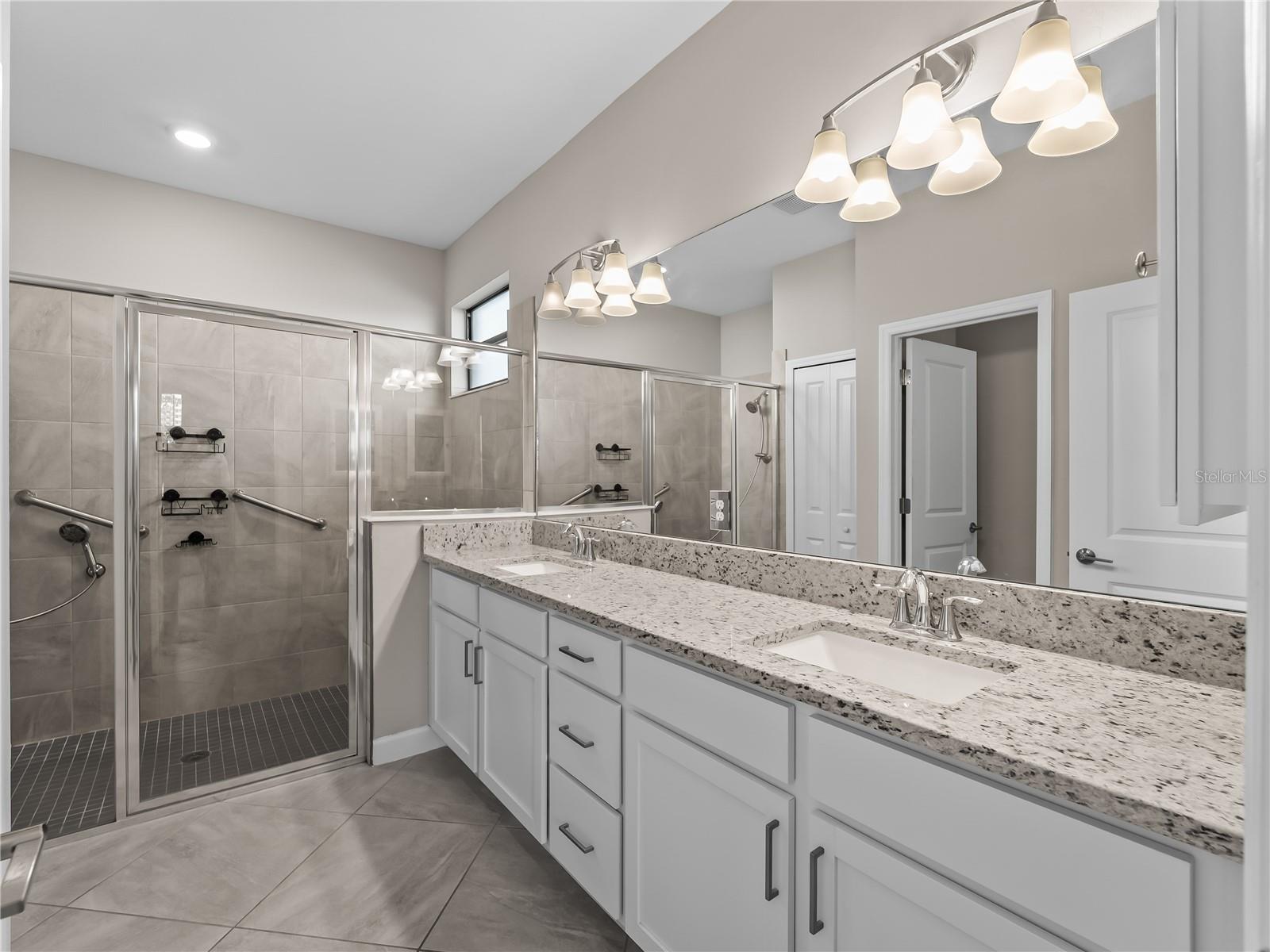 Image 29 of 72 For 15885 Islandwalk Avenue