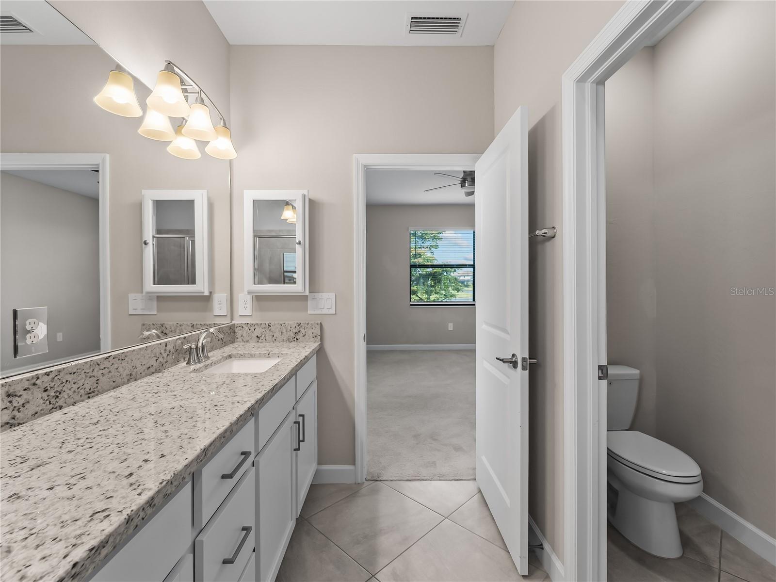 Image 31 of 72 For 15885 Islandwalk Avenue