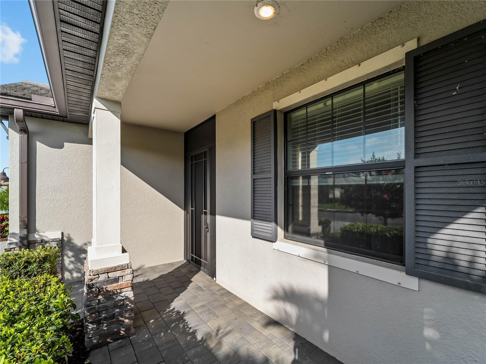 Image 5 of 72 For 15885 Islandwalk Avenue