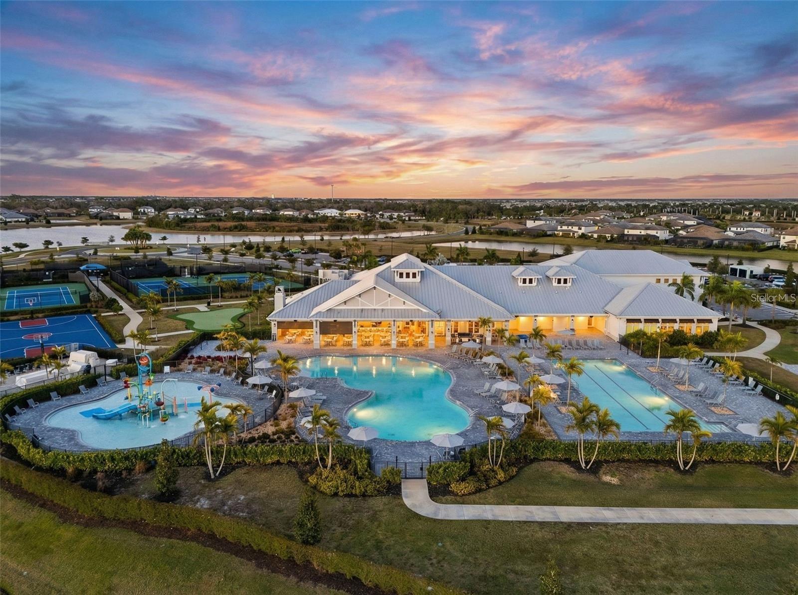 Image 54 of 72 For 15885 Islandwalk Avenue