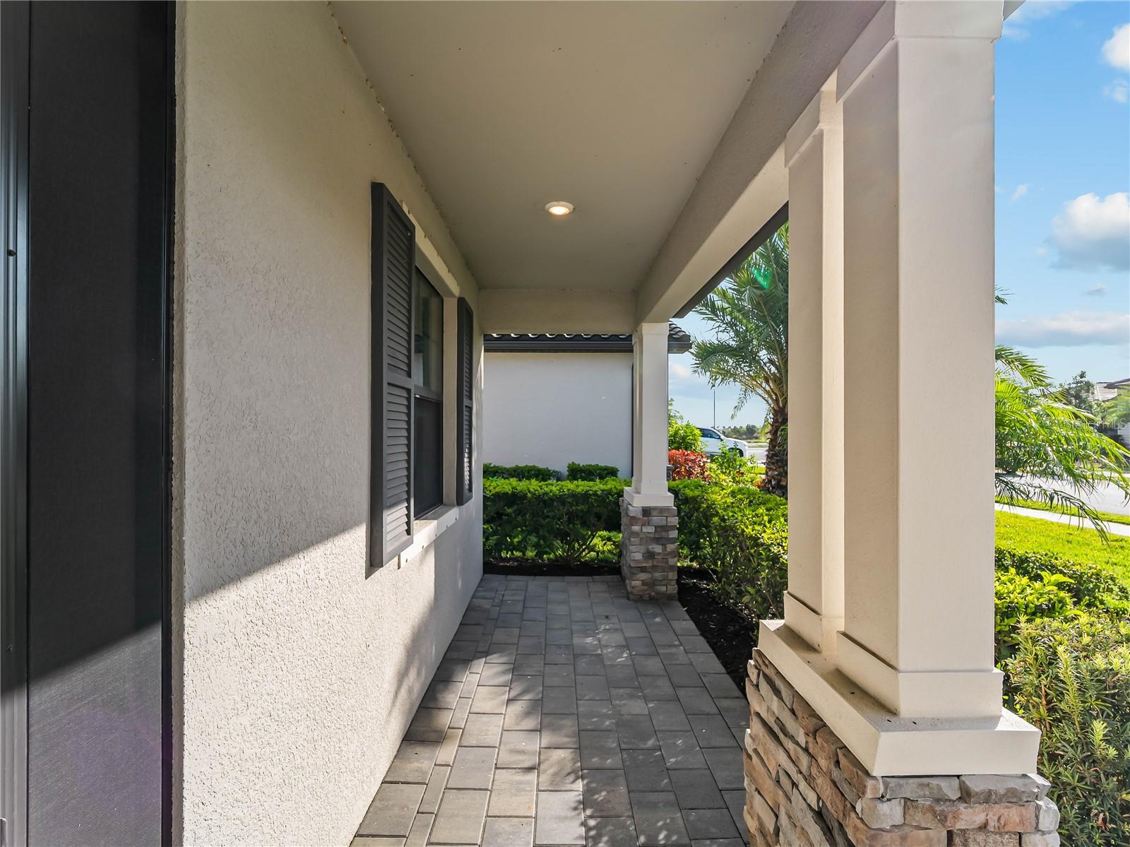 Image 6 of 72 For 15885 Islandwalk Avenue