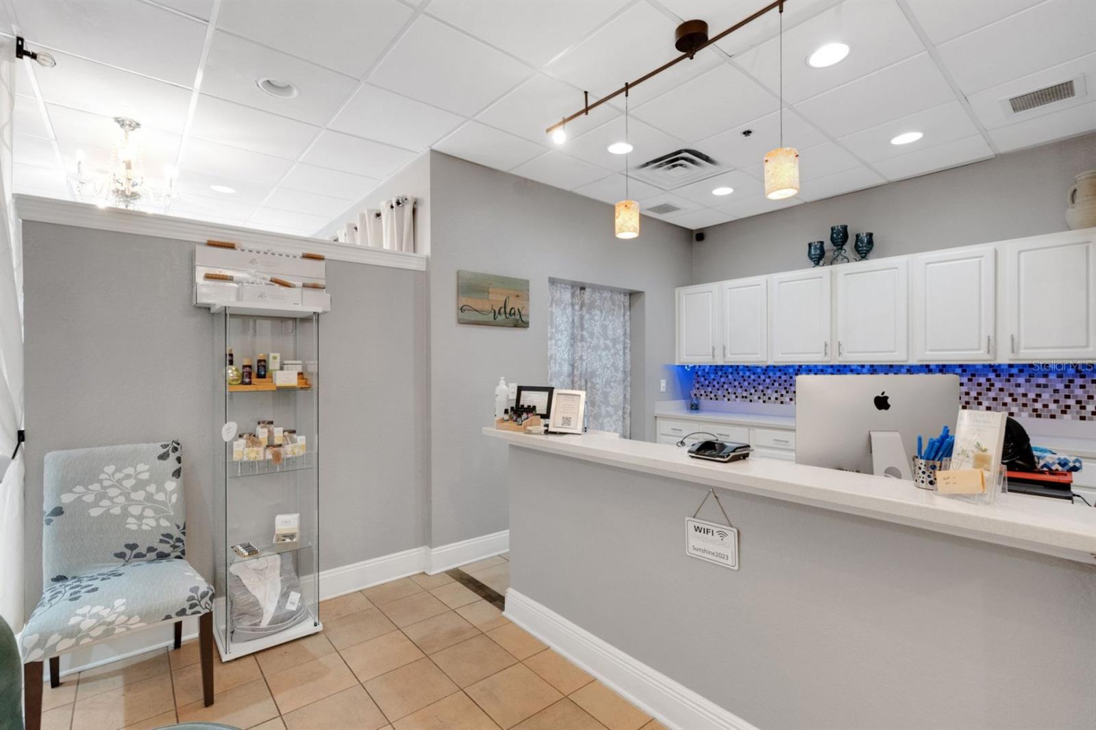 Image 15 of 28 For 301 New Providence Promenade  301