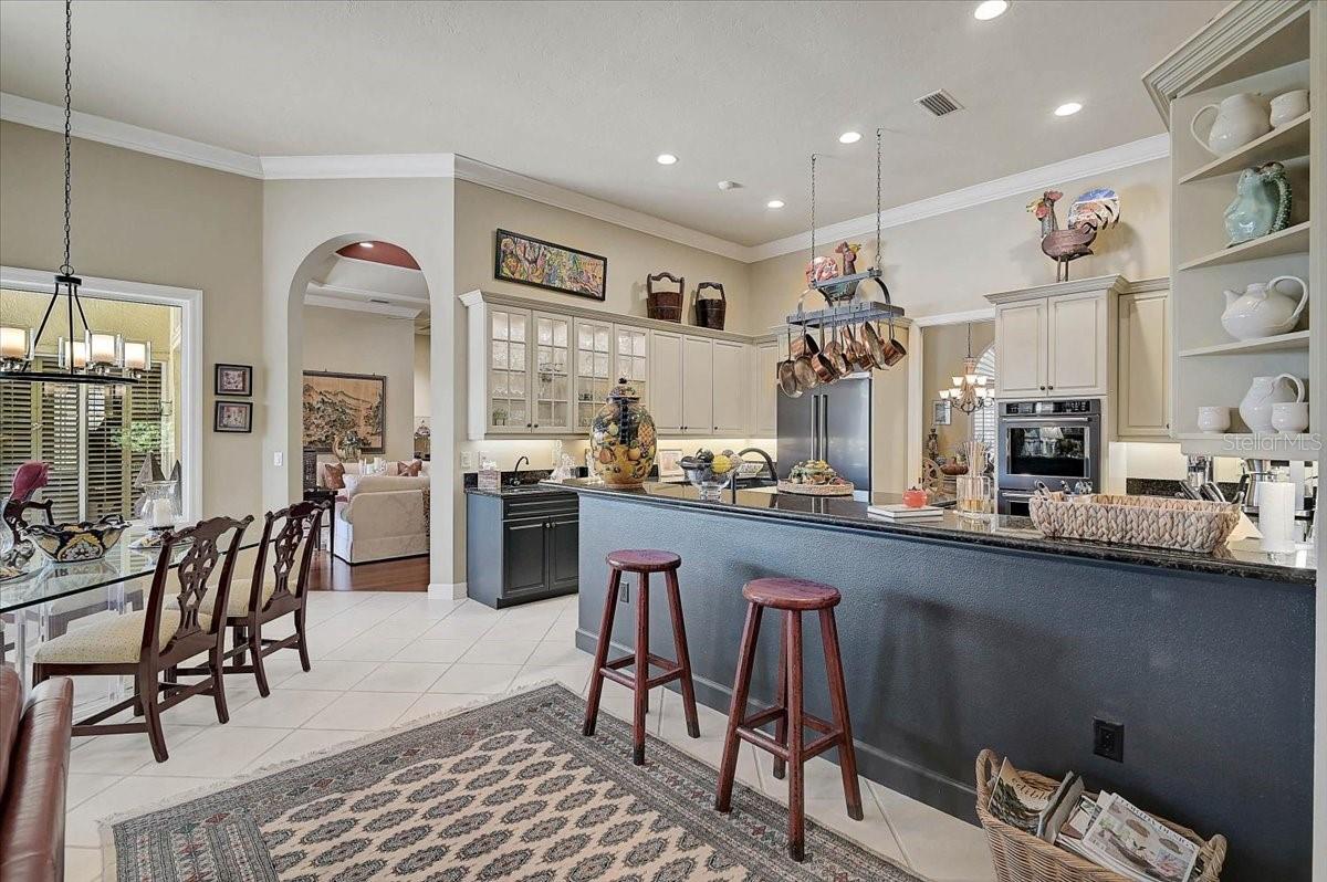 Image 16 of 52 For 448 Macewen Drive