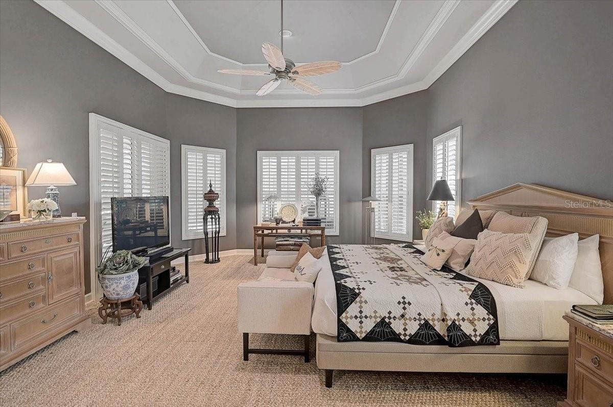 Image 24 of 52 For 448 Macewen Drive