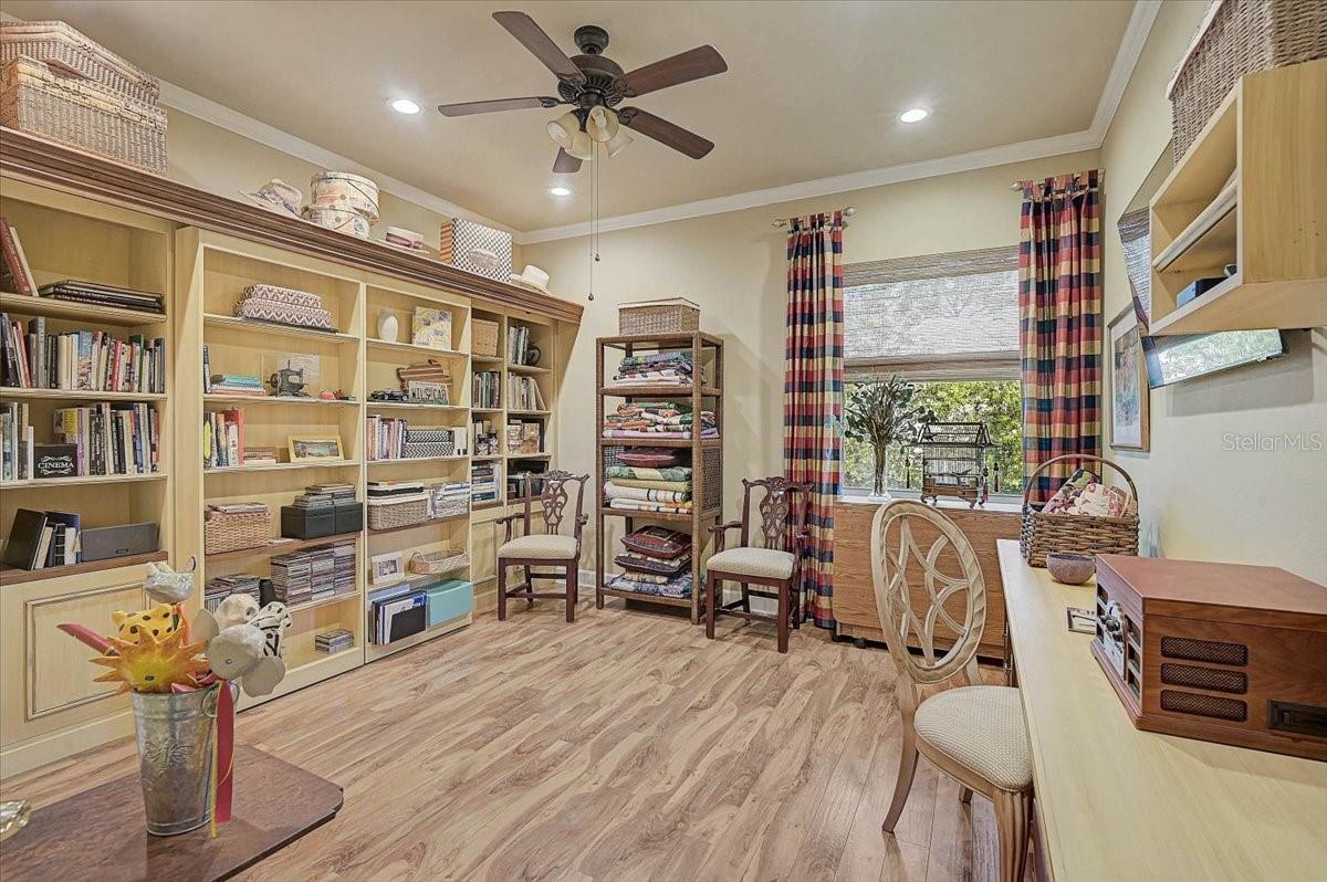 Image 34 of 52 For 448 Macewen Drive