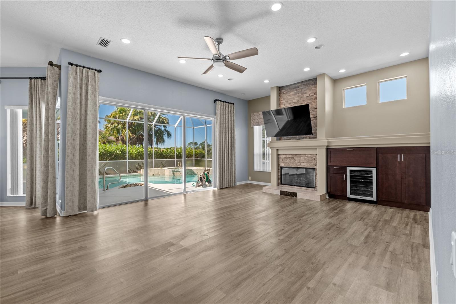 Image 26 of 86 For 7114 River Club Boulevard