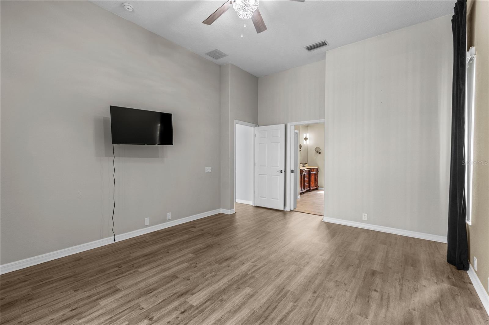 Image 39 of 86 For 7114 River Club Boulevard