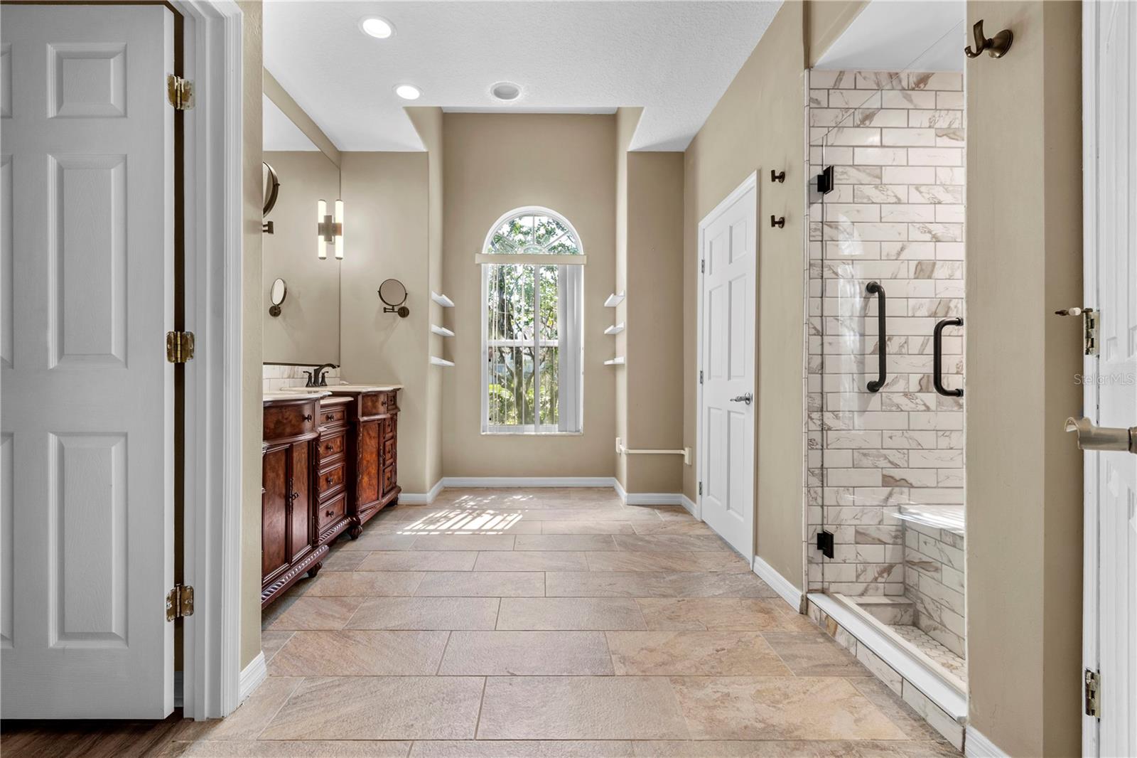 Image 40 of 86 For 7114 River Club Boulevard