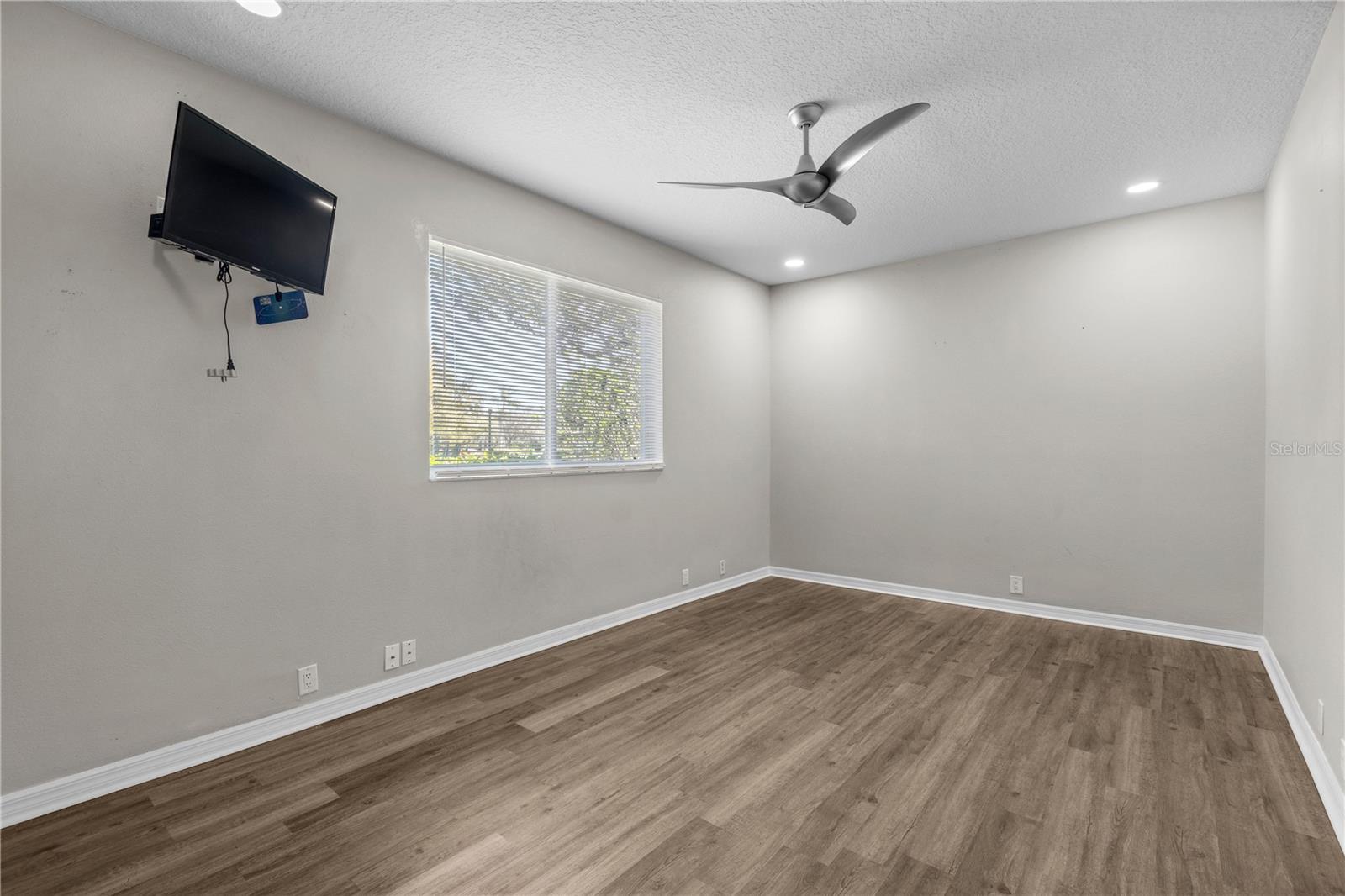 Image 55 of 86 For 7114 River Club Boulevard