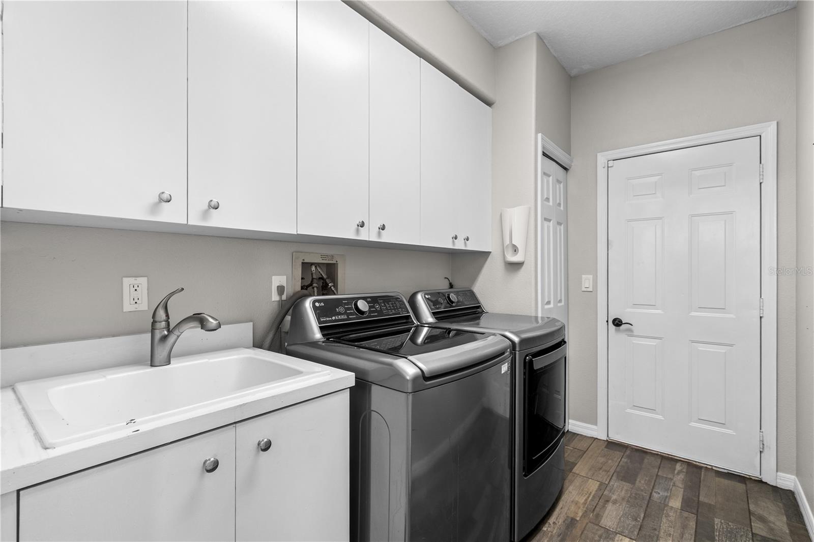 Image 61 of 86 For 7114 River Club Boulevard