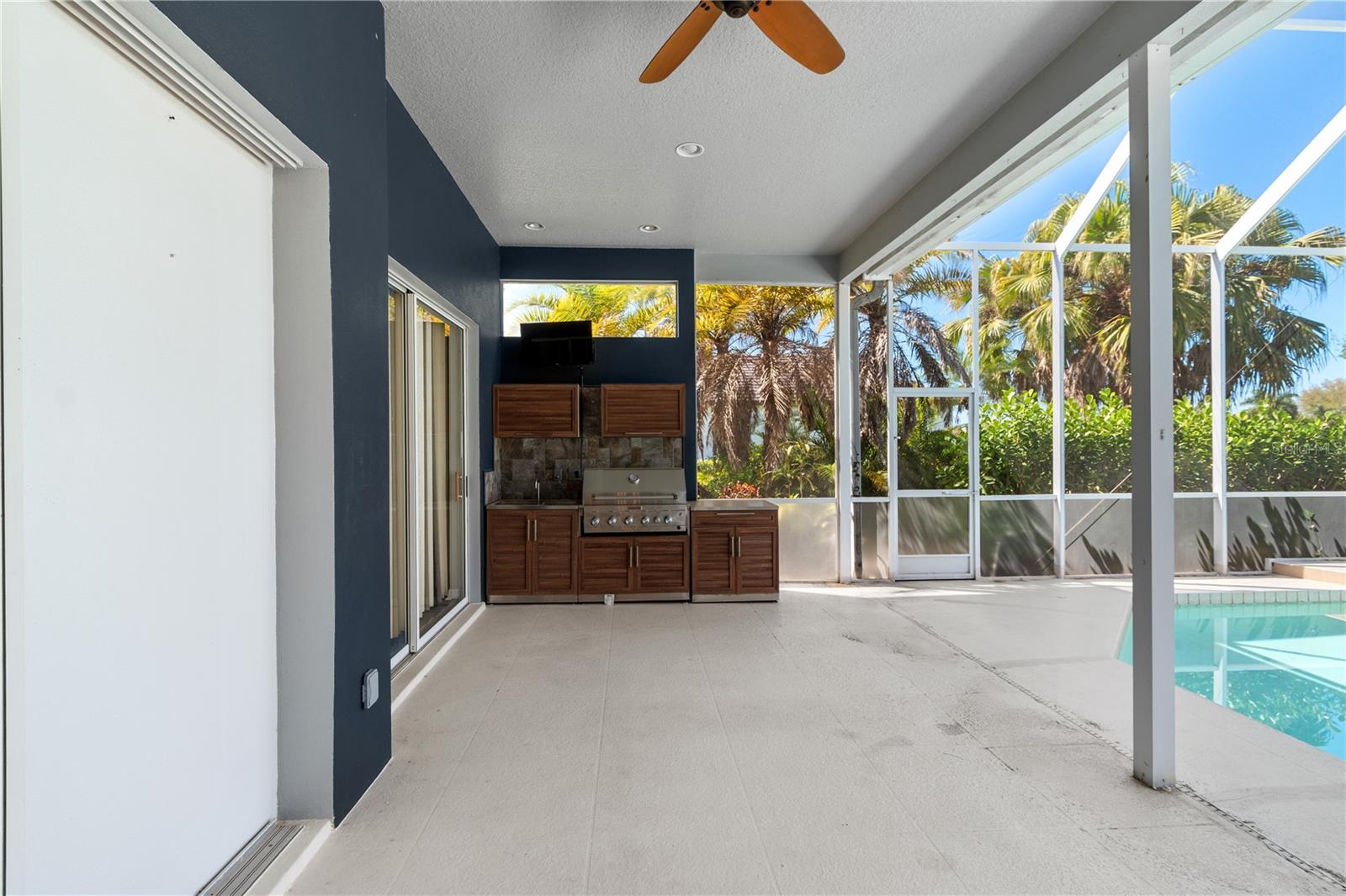 Image 63 of 86 For 7114 River Club Boulevard