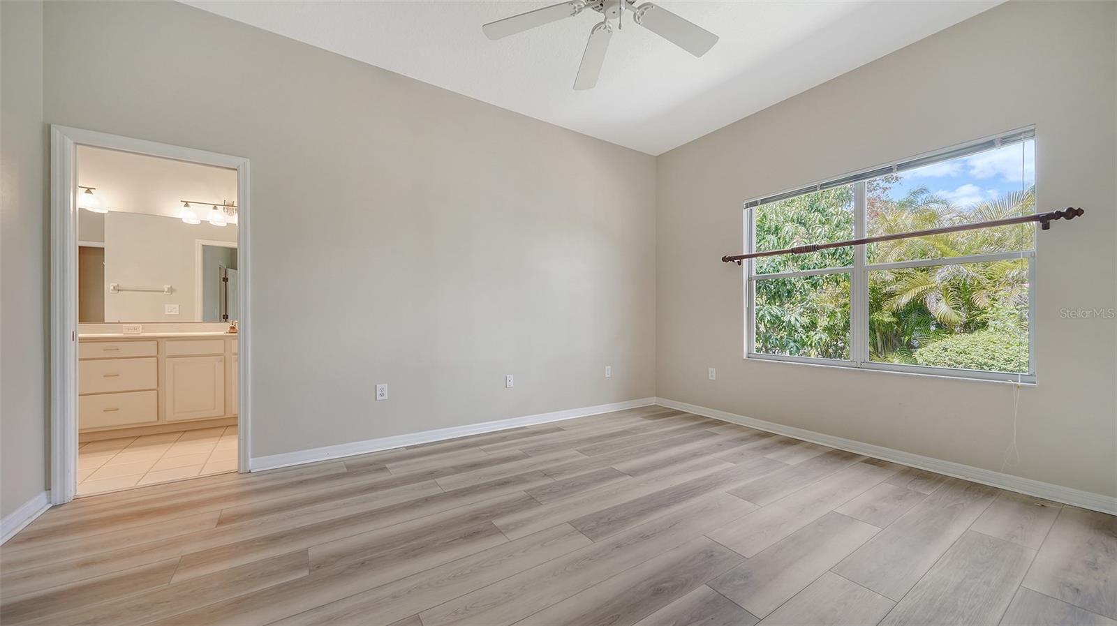 Image 18 of 69 For 5939 Sandstone Avenue