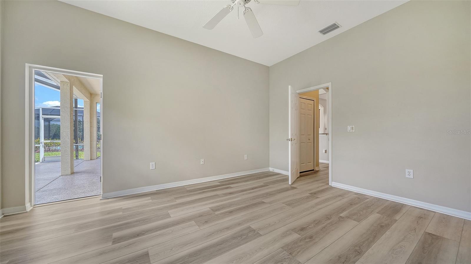 Image 21 of 69 For 5939 Sandstone Avenue