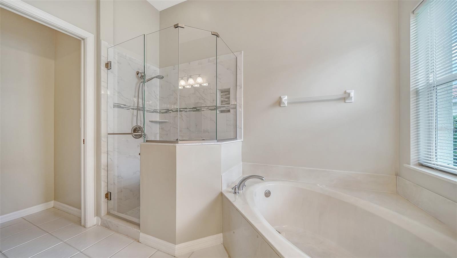 Image 23 of 69 For 5939 Sandstone Avenue