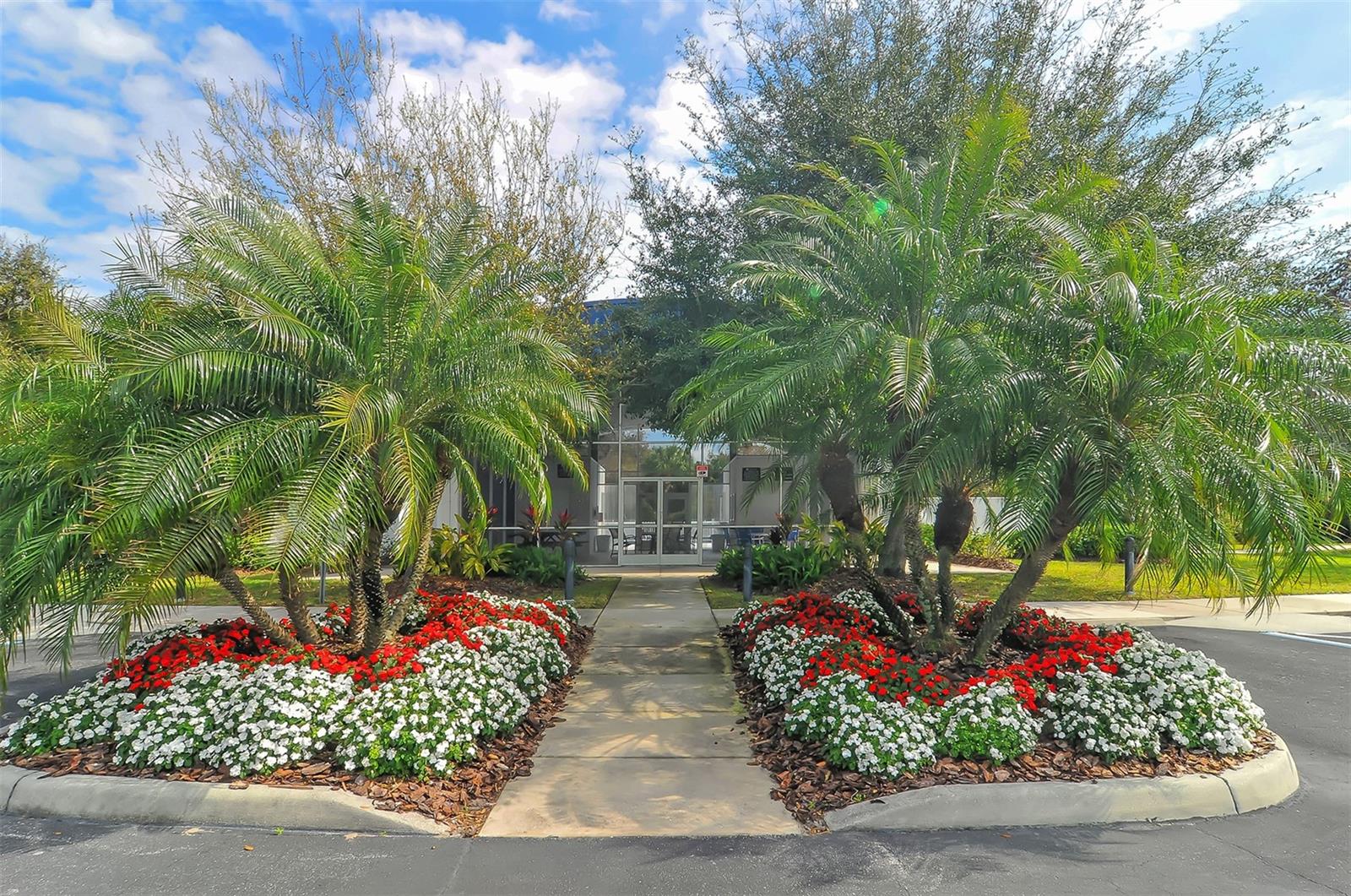 Image 45 of 69 For 5939 Sandstone Avenue