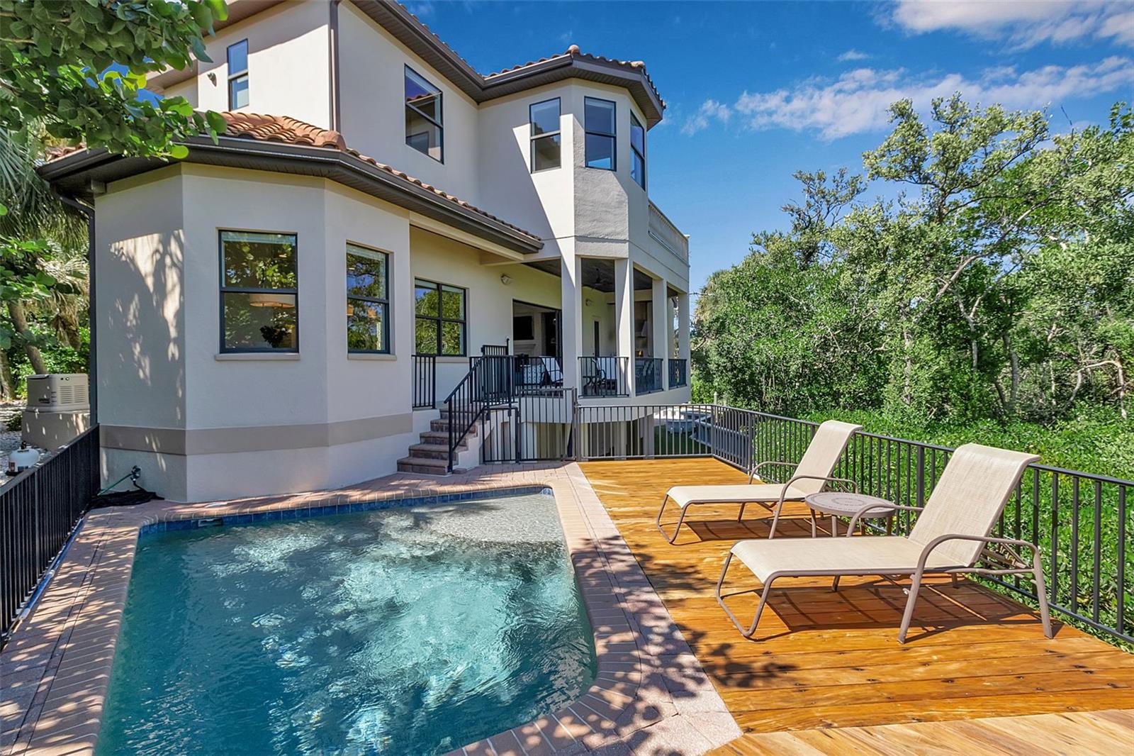 Image 19 of 48 For 2508 Casey Key Road