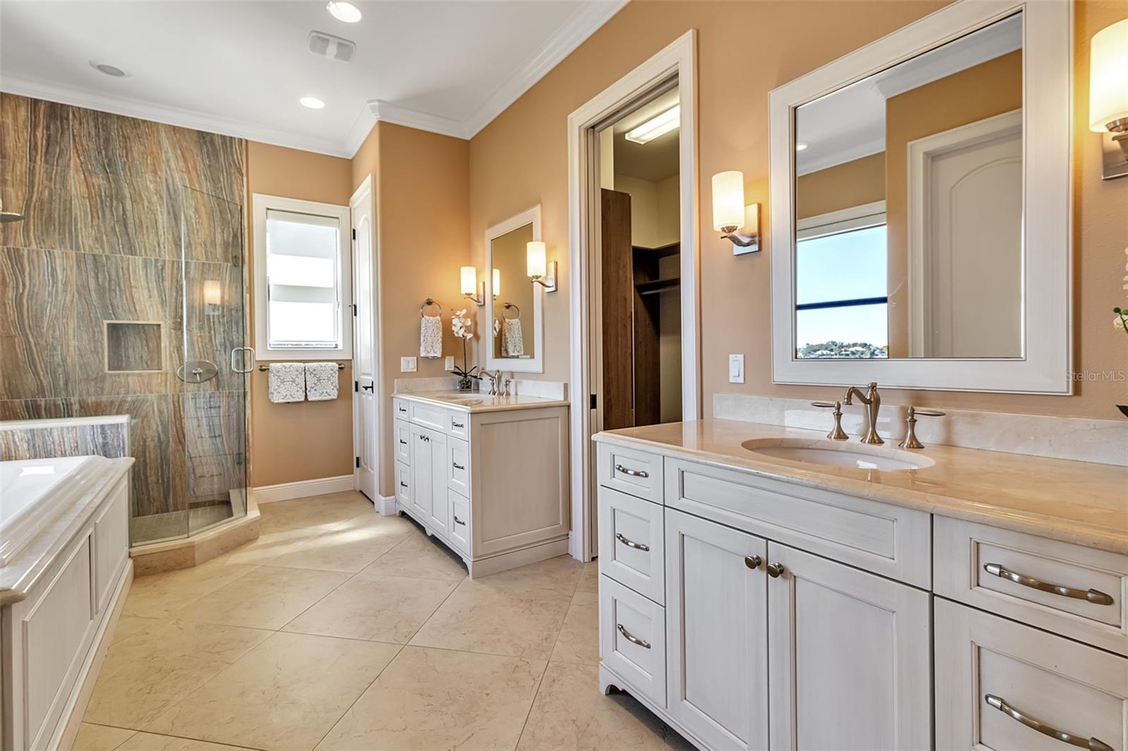 Image 23 of 48 For 2508 Casey Key Road