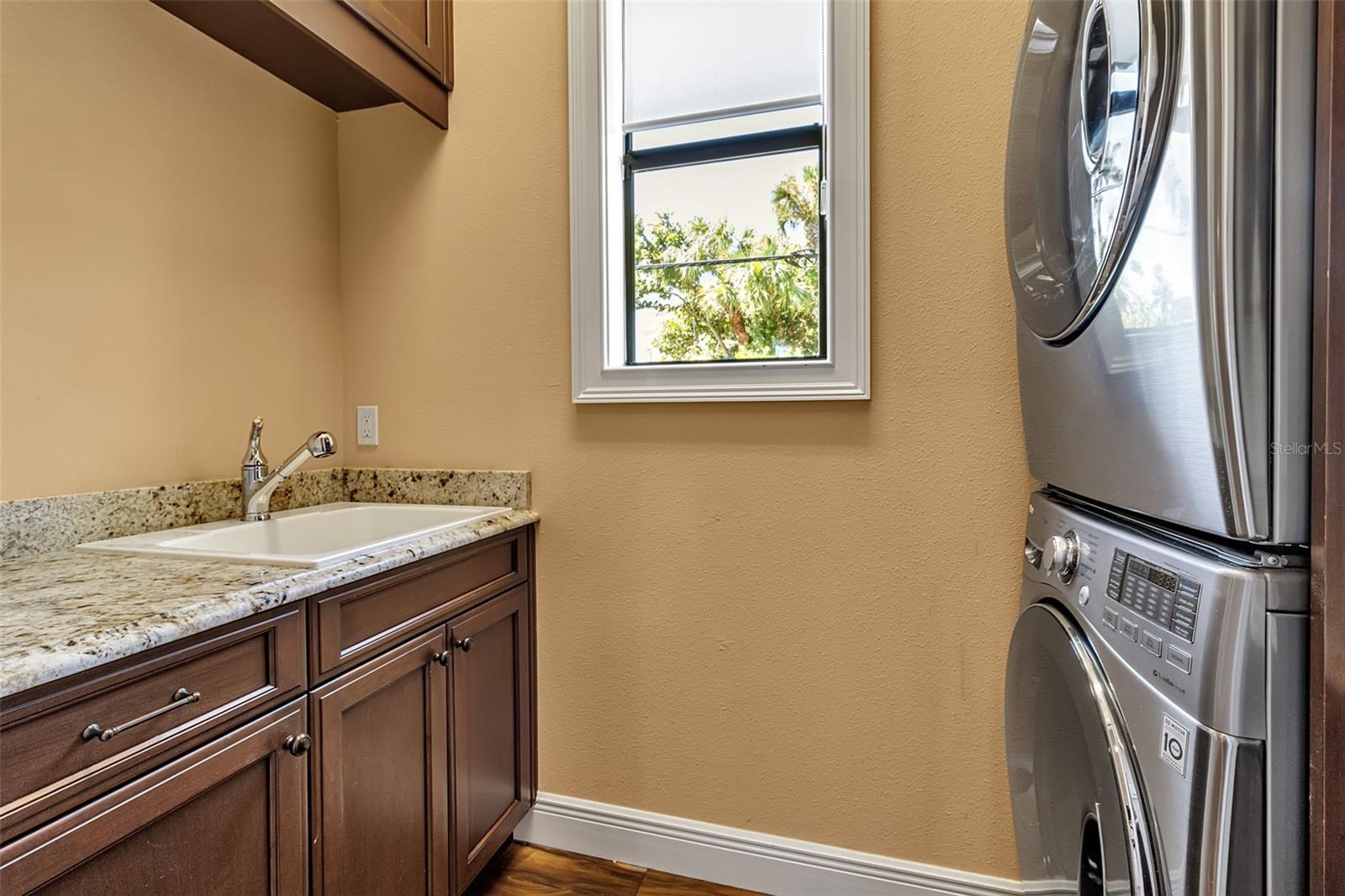 Image 46 of 48 For 2508 Casey Key Road