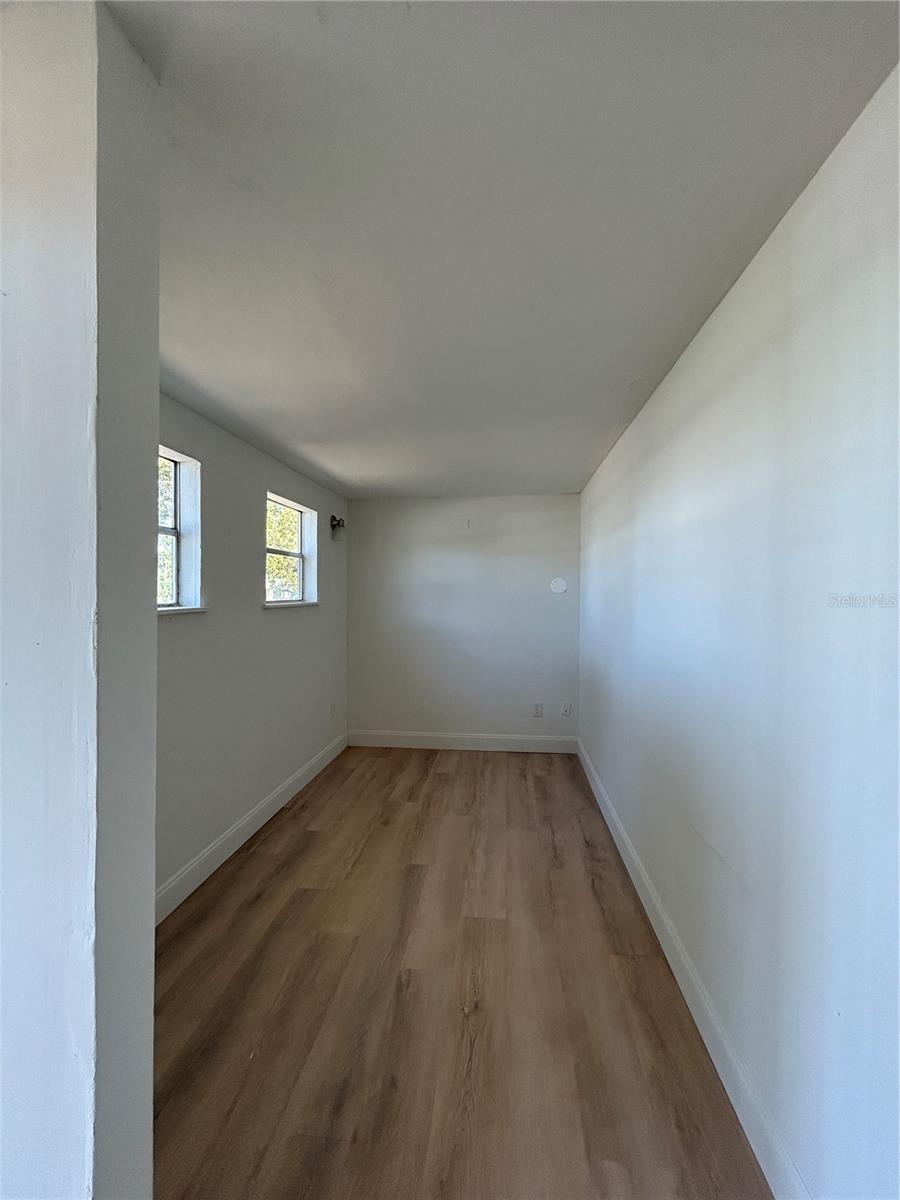 Image 19 of 25 For 2024 Dixie Avenue