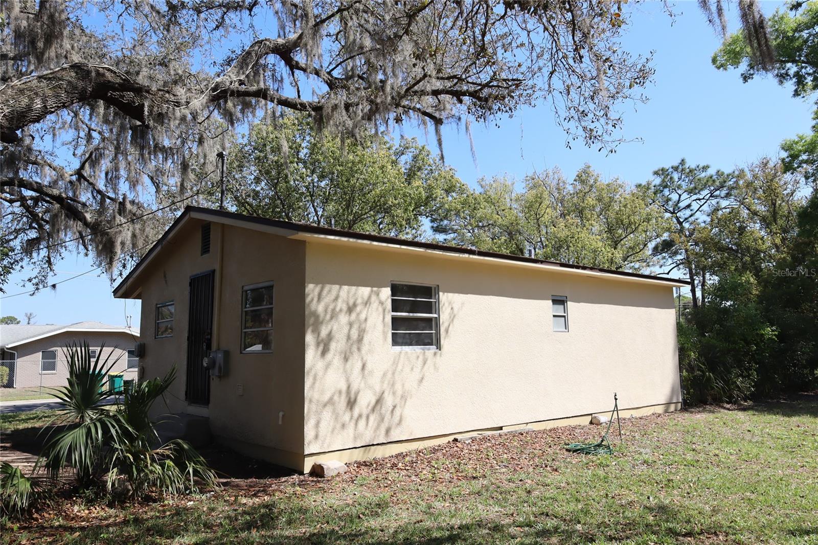 Image 20 of 25 For 2024 Dixie Avenue