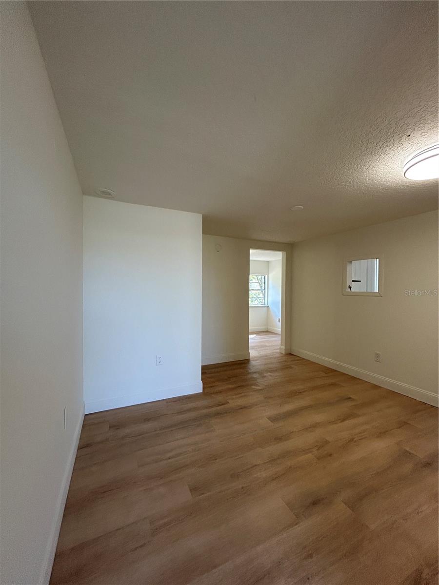 Image 9 of 25 For 2024 Dixie Avenue