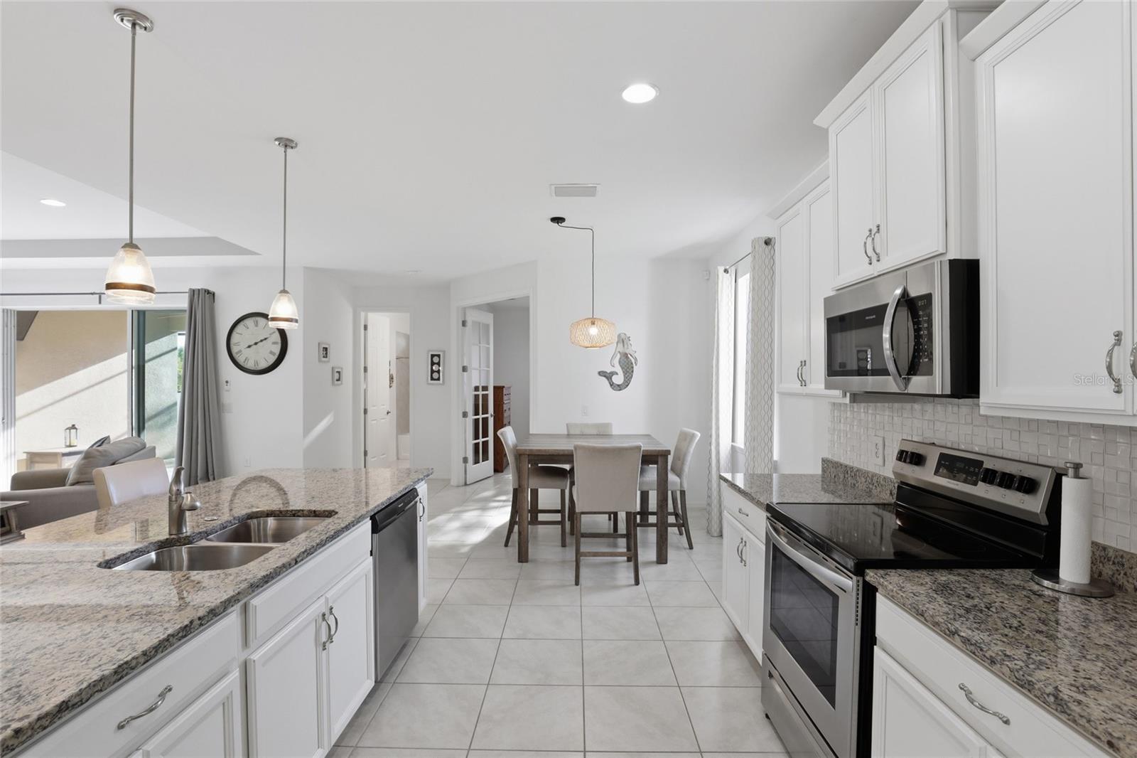 Image 11 of 45 For 14879 Wichita Road