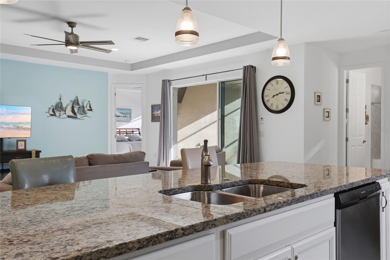 Image 13 of 45 For 14879 Wichita Road