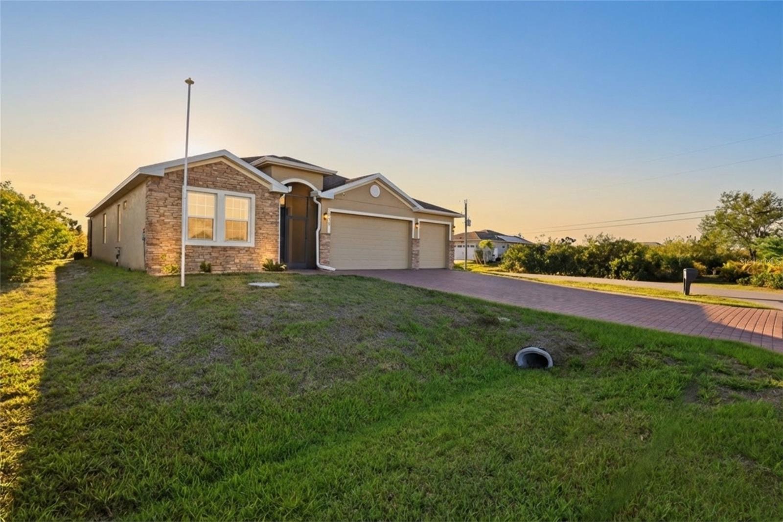 Image 2 of 45 For 14879 Wichita Road