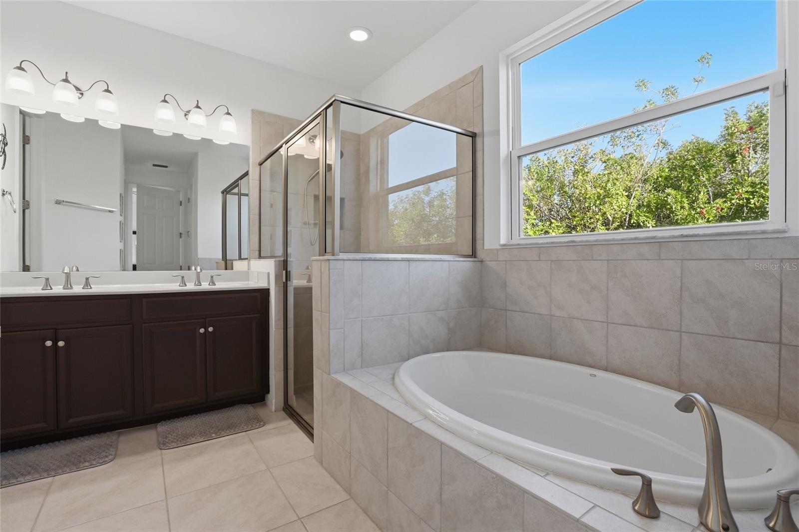 Image 22 of 45 For 14879 Wichita Road