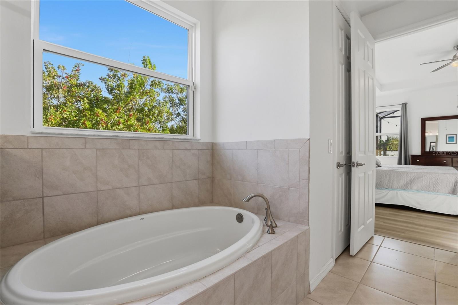 Image 23 of 45 For 14879 Wichita Road