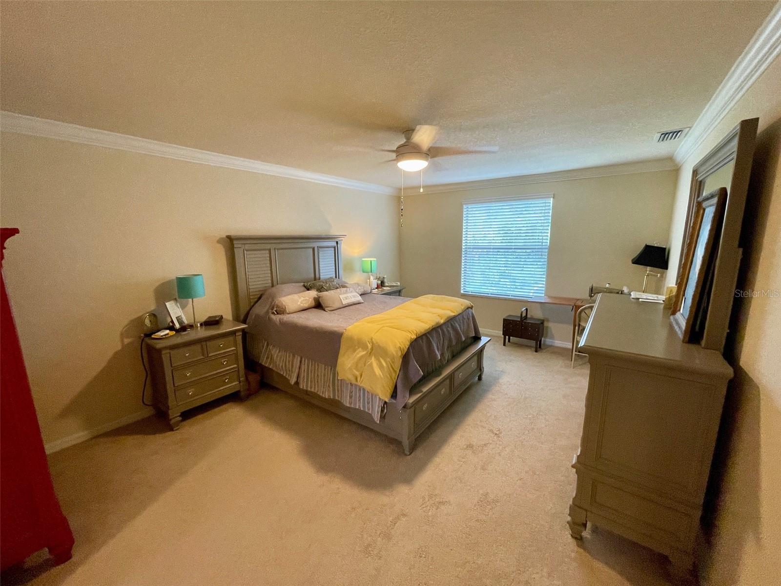 Image 18 of 52 For 20940 Valore Court