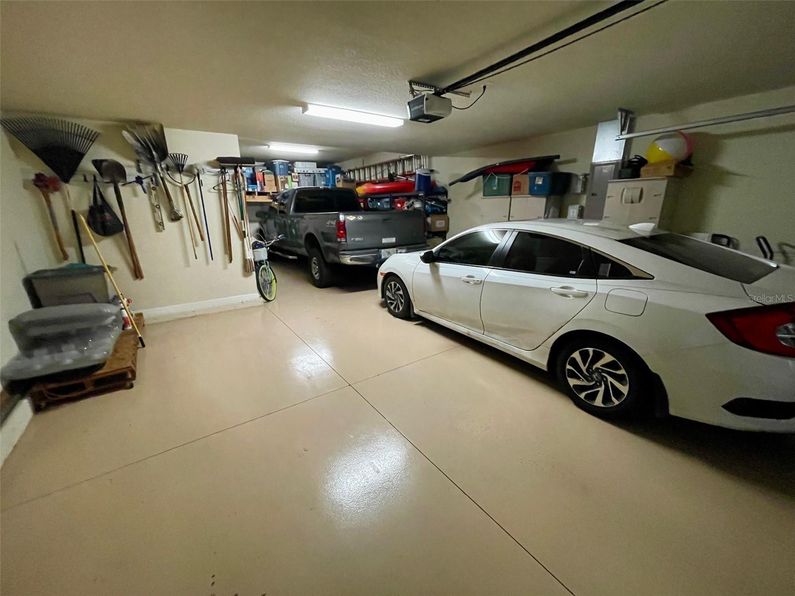 Image 37 of 52 For 20940 Valore Court