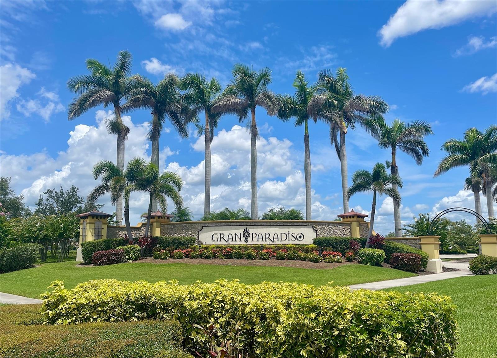 Image 44 of 52 For 20940 Valore Court