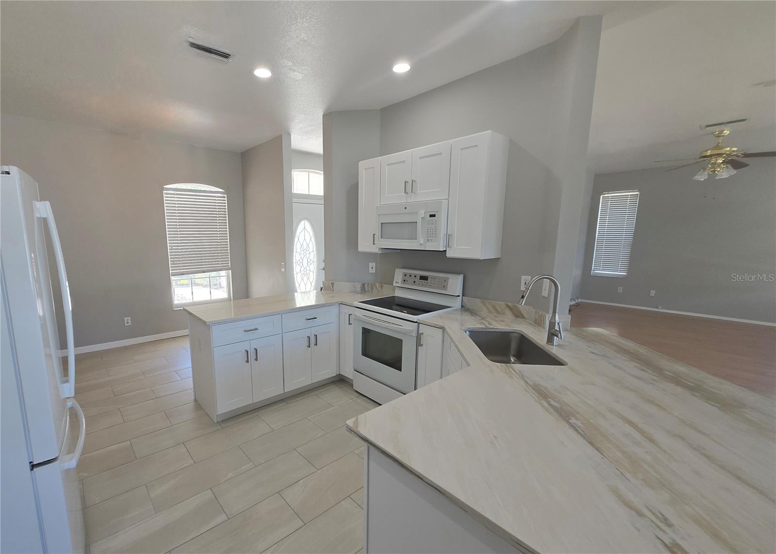 Image 4 of 23 For 4211 2nd Avenue E