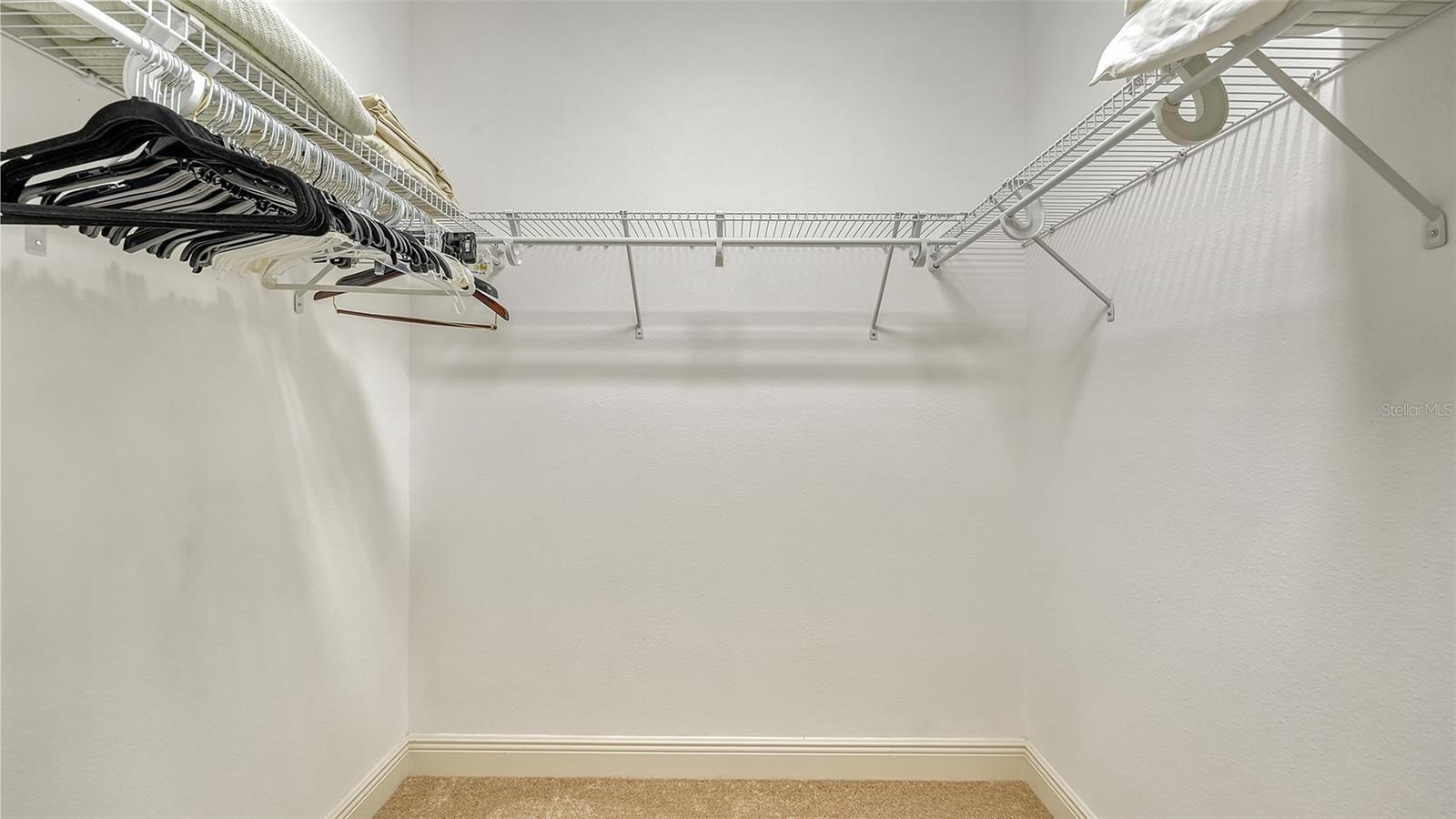 Image 27 of 55 For 6350 Watercrest Way 402