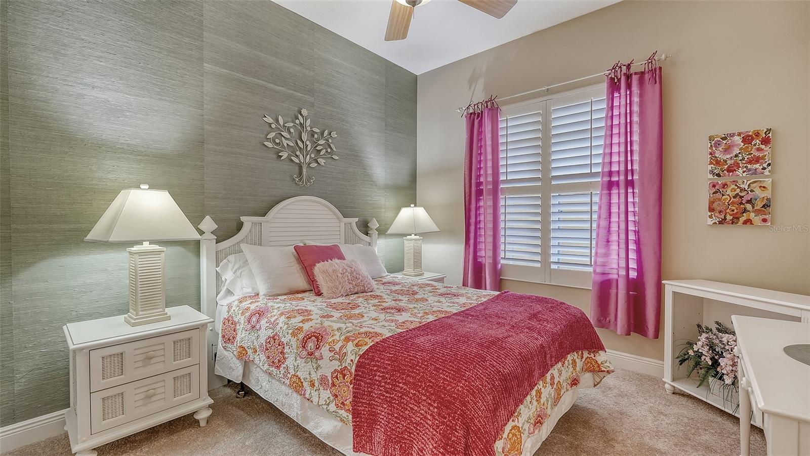 Image 35 of 55 For 6350 Watercrest Way 402