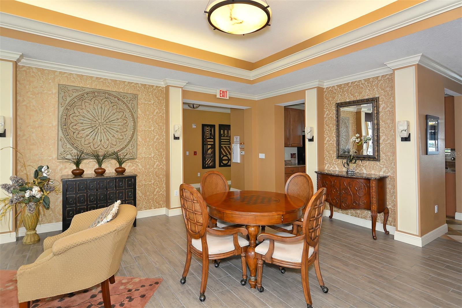 Image 53 of 55 For 6350 Watercrest Way 402