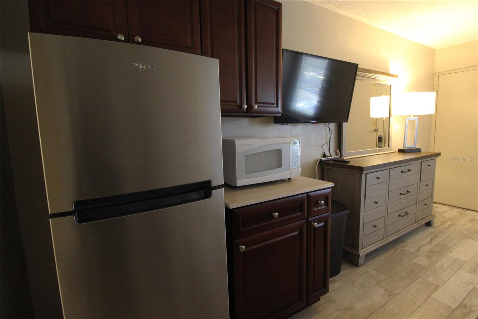 Image 12 of 16 For 7150 N Tamiami Trail C226