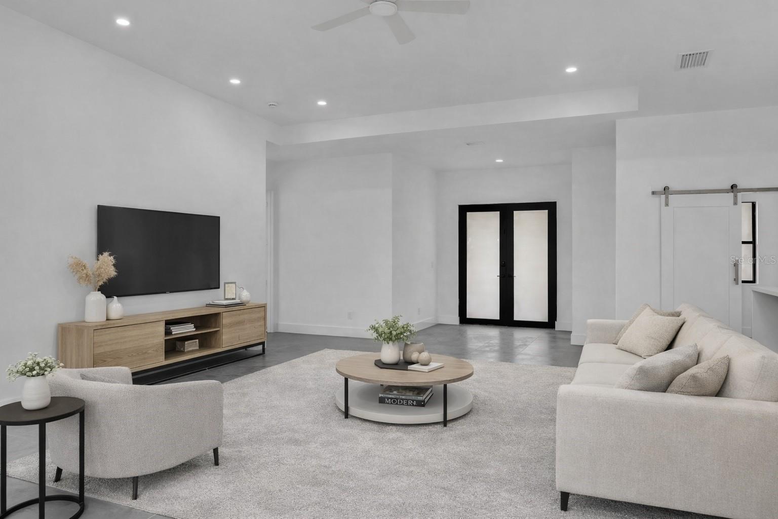 Image 11 of 38 For 11161 Carnegie Avenue