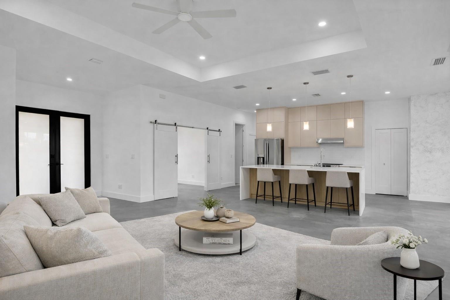 Image 6 of 38 For 11161 Carnegie Avenue