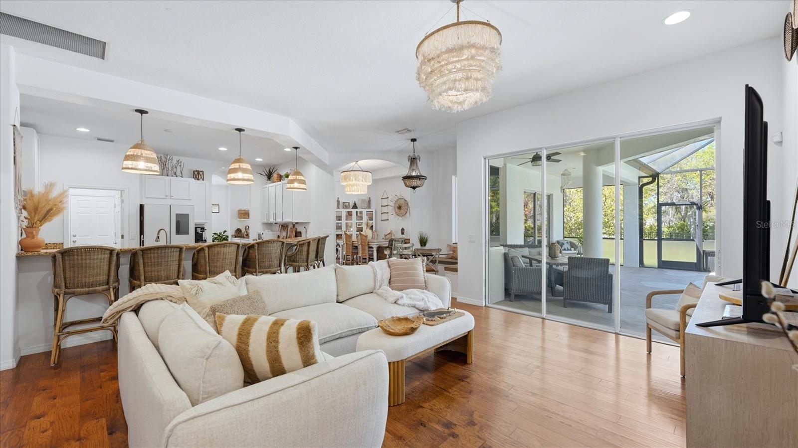 Image 10 of 61 For 2214 132 Nd Place E