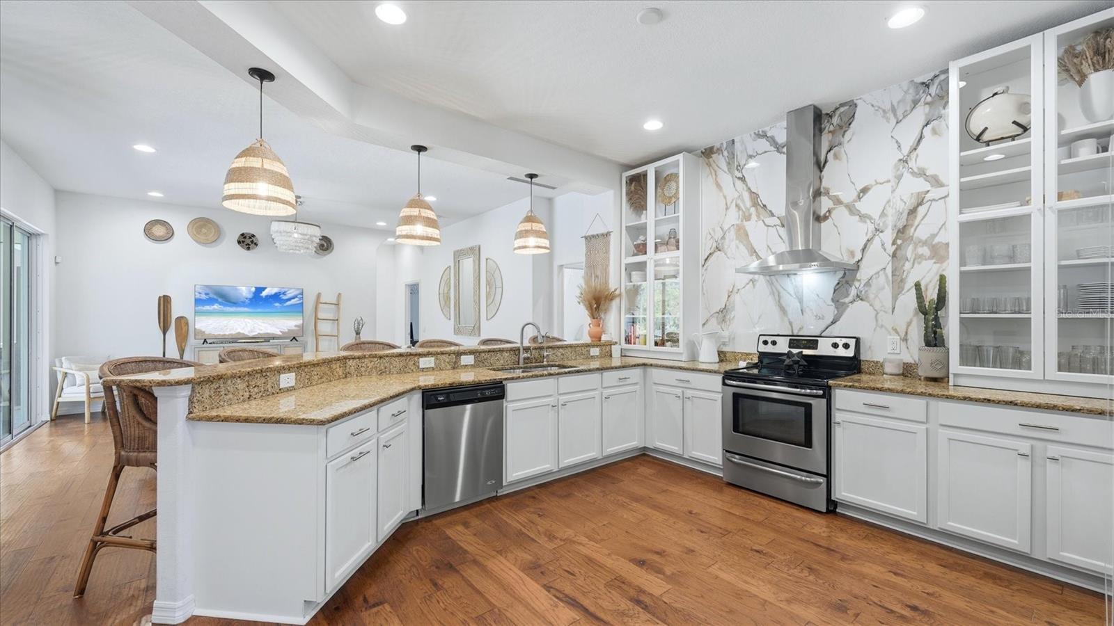 Image 18 of 61 For 2214 132 Nd Place E