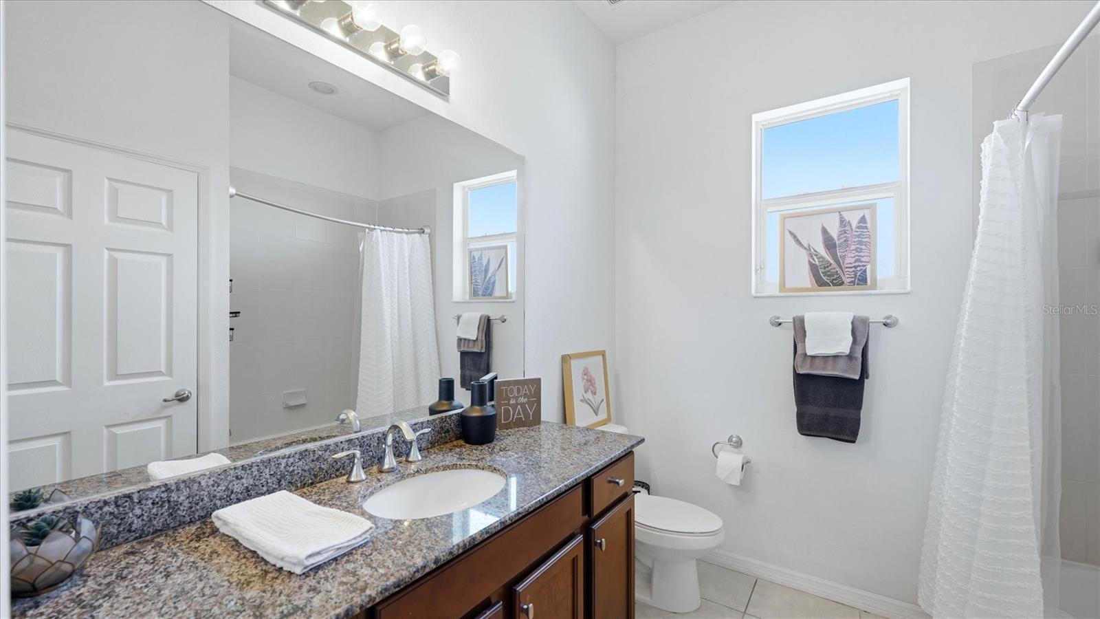 Image 22 of 61 For 2214 132 Nd Place E